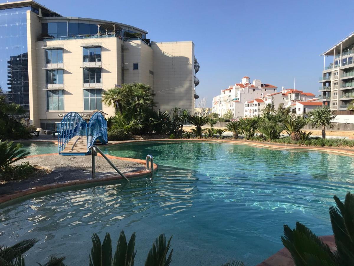 2 Bedroom 1 Bathroom Apt With Communal Pools In Ocean Village Gibraltar Eksteriør bilde